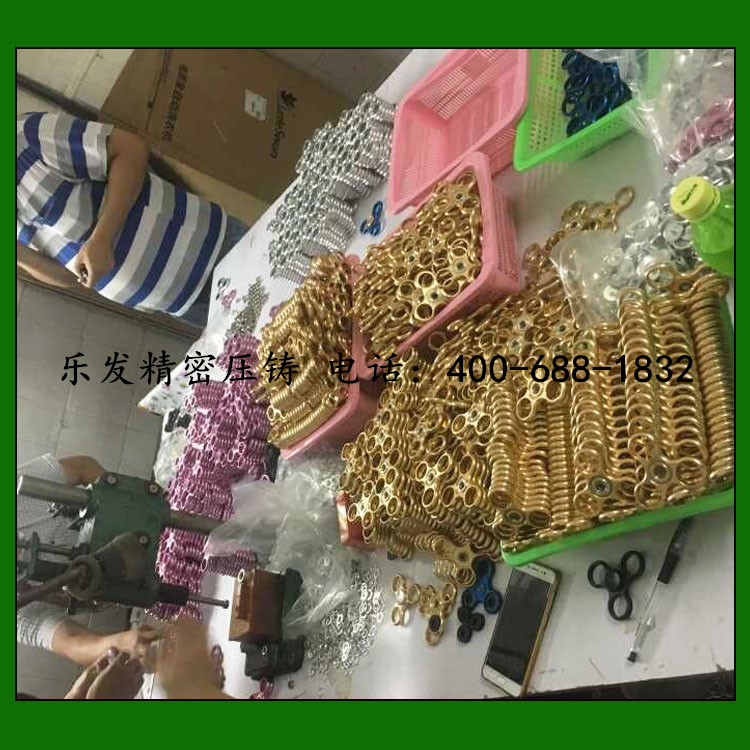 全球供应指尖陀螺 三叶铝合金陀螺 全球供应指尖陀螺 三叶铝合金陀螺